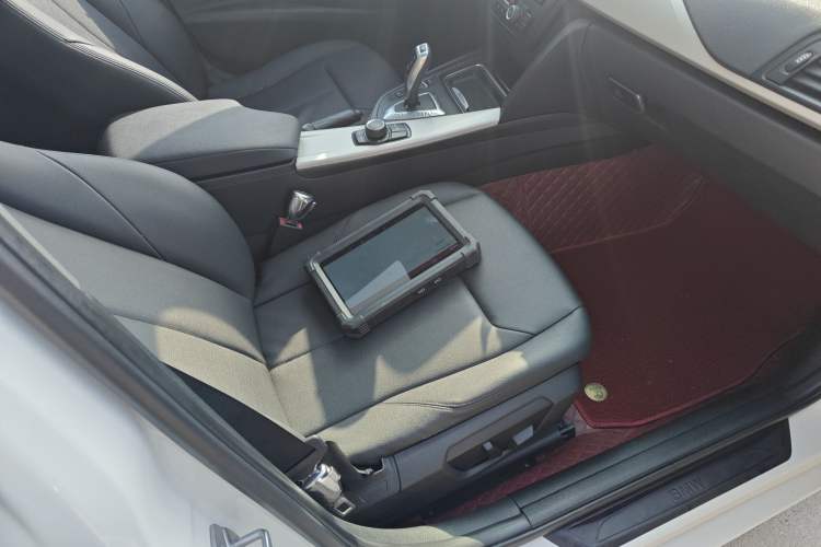 Used BMW 3 Series 2015 320Li Luxury Edition Fashion Model Right Front Seat