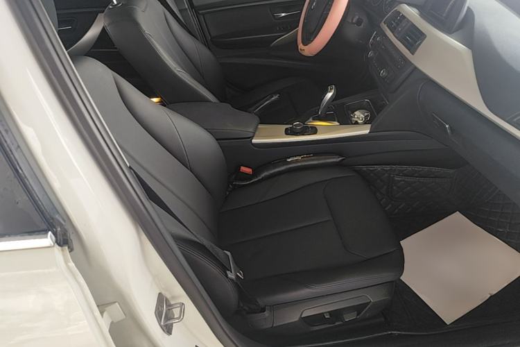 Used BMW 3 Series 2015 320Li Luxury Edition Fashion Model Right Front Seat