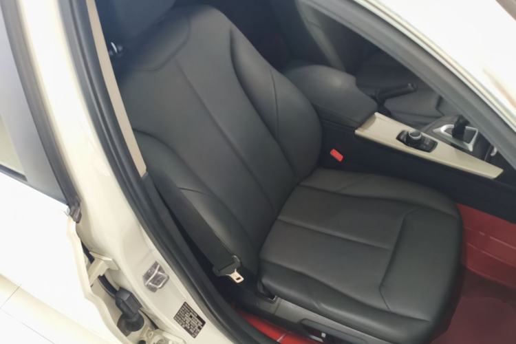 Used BMW 3 Series 2015 320Li Luxury Edition Fashion Model Right Front Seat
