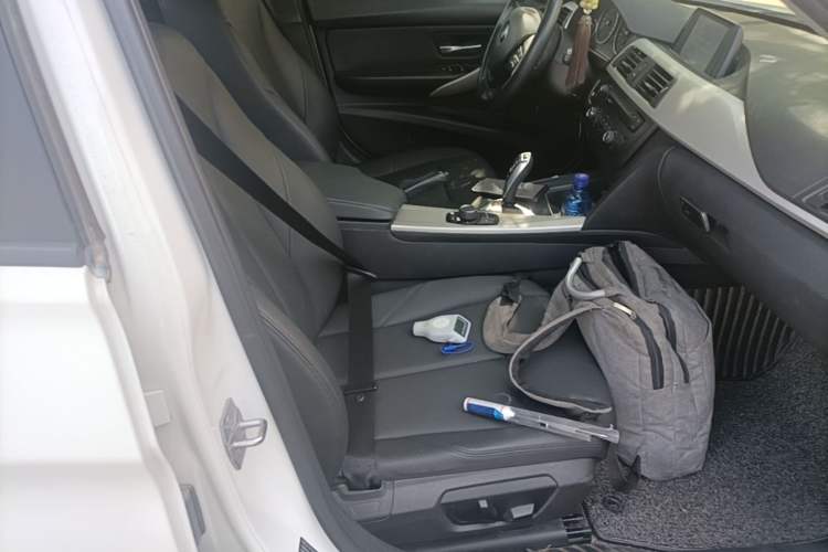 Used BMW 3 Series 2015 316i Active Edition Right Front Seat