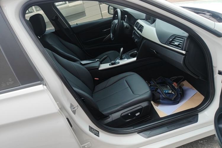 Used BMW 3 Series 2015 316i Active Edition Right Front Seat