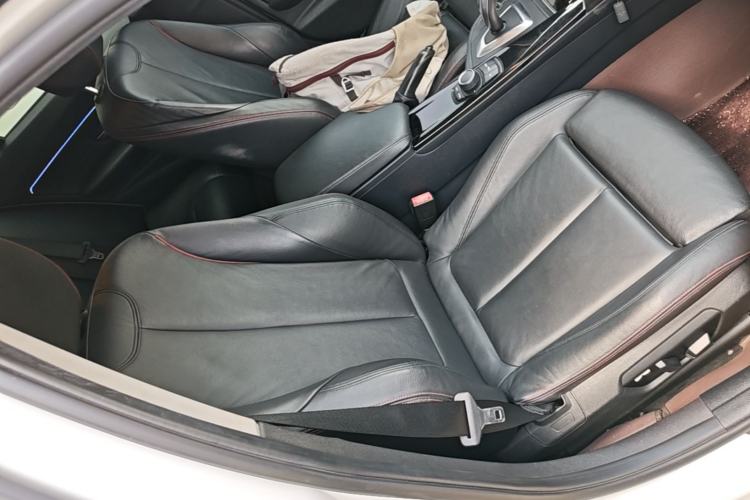 Used BMW 3 Series 2015 316i Sport Design Package Right Front Seat