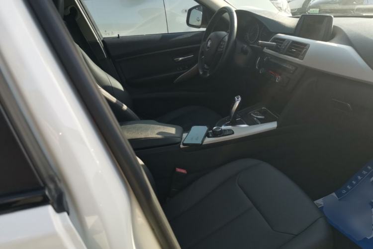 Used BMW 3 Series 2015 320Li Luxury Edition Fashion Model Right Front Seat
