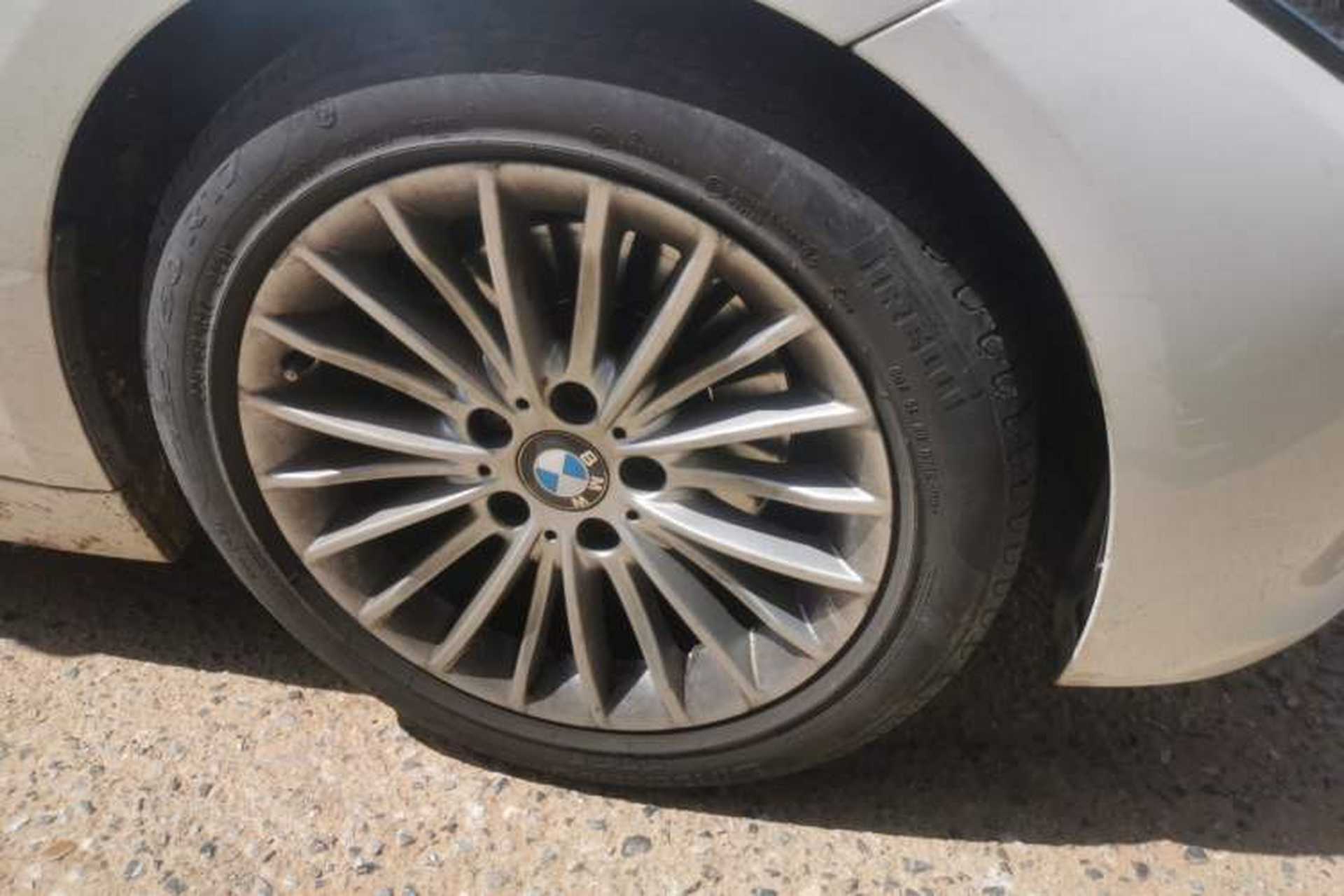 Used BMW 3 Series 2015 320Li Luxury Design Package Right Front Wheel Hub