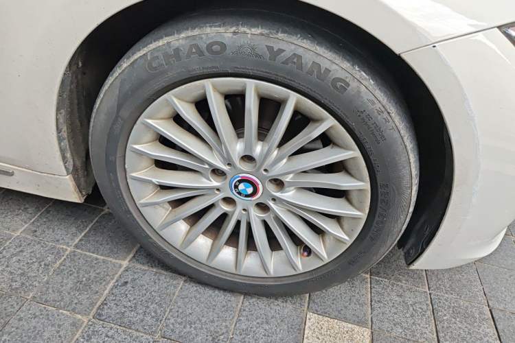 Used BMW 3 Series 2015 320Li Luxury Design Package Right Front Wheel Hub