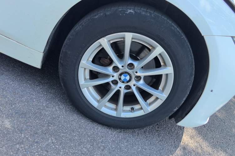 Used BMW 3 Series 2015 316i Active Edition Right Front Wheel Hub