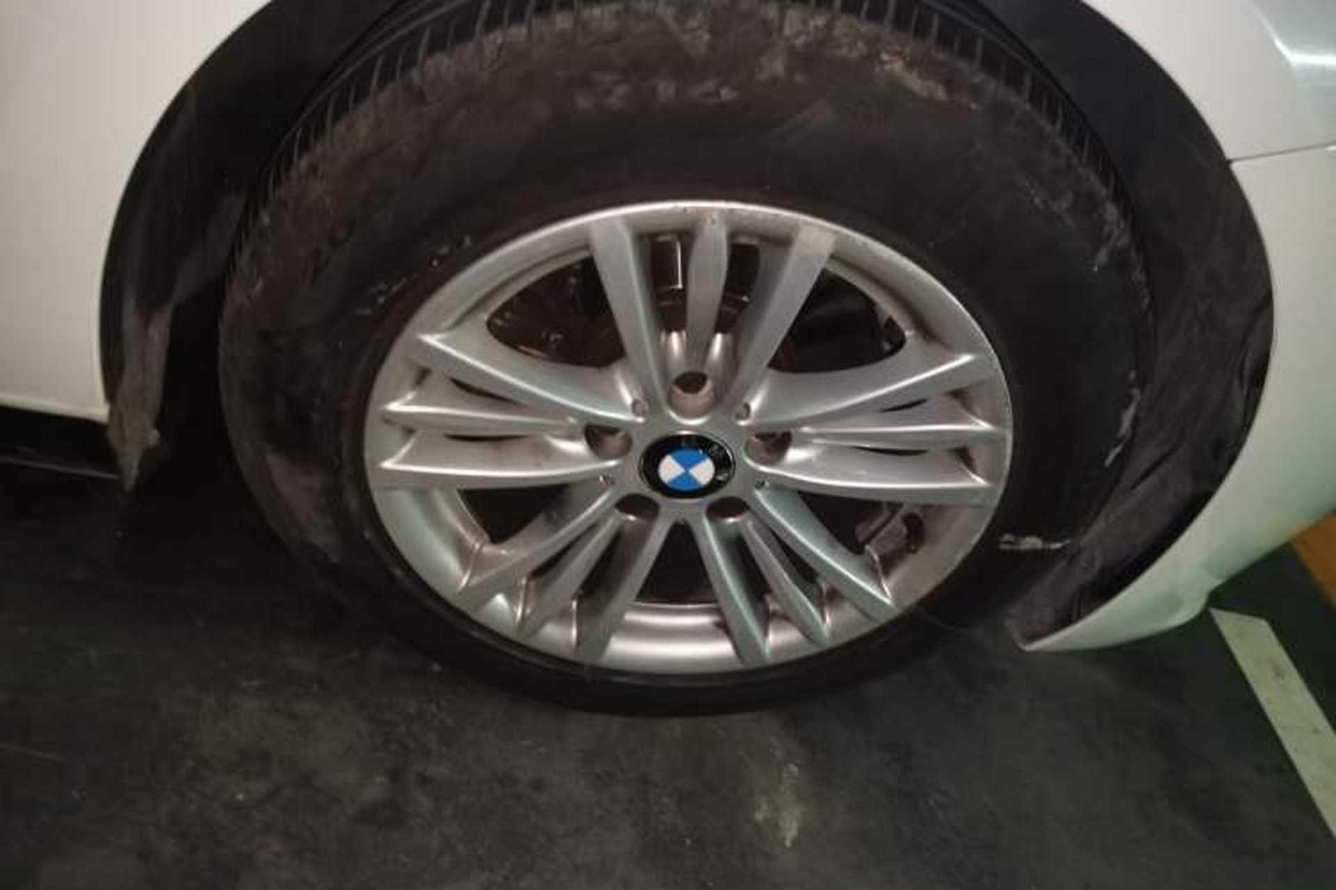 Used BMW 3 Series 2015 316Li Fashion Model Right Front Wheel Hub