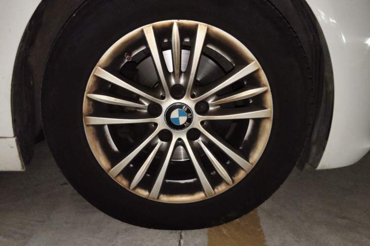 Used BMW 3 Series 2015 320Li Luxury Edition Fashion Model Right Front Wheel Hub