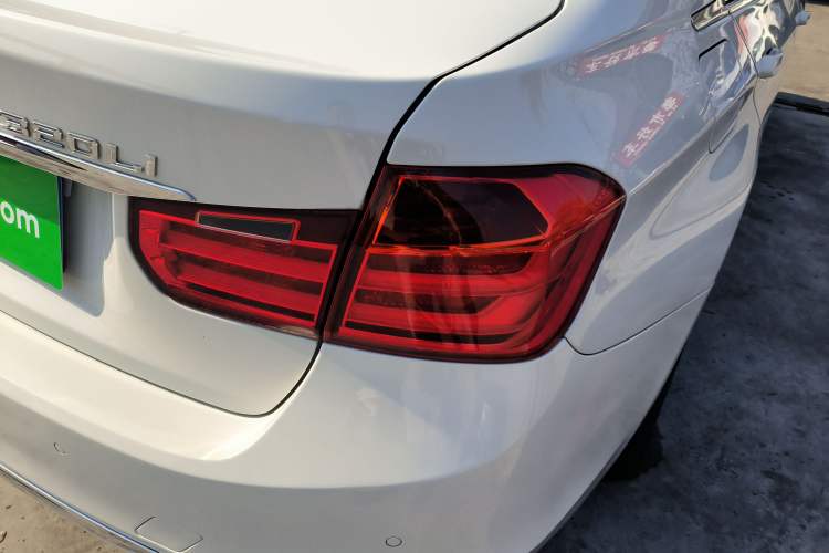 Used BMW 3 Series 2015 320Li Luxury Edition Fashion Model Right Rear Taillight