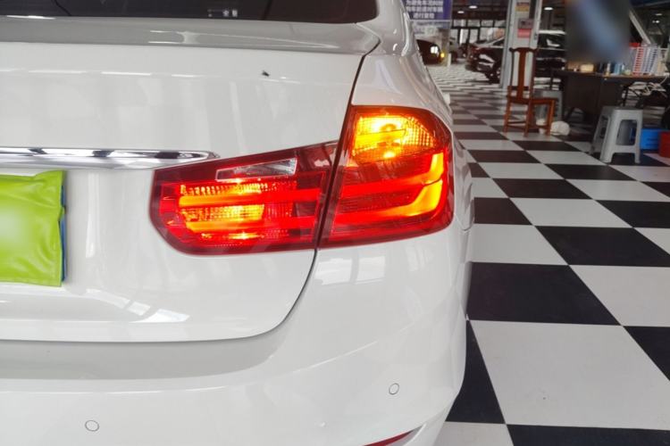 Used BMW 3 Series 2015 320Li Luxury Edition Fashion Model Right Rear Taillight