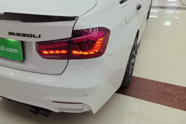 Used BMW 3 Series 2015 316Li Fashion Model Right Rear Taillight