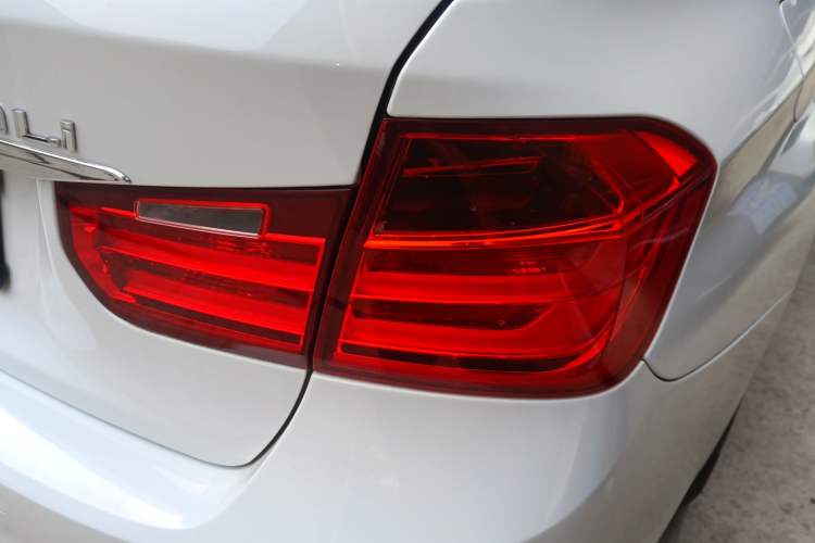 Used BMW 3 Series 2015 320Li Luxury Edition Fashion Model Right Rear Taillight