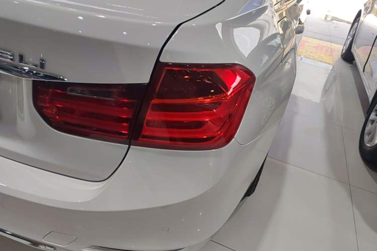 Used BMW 3 Series 2015 328Li xDrive Fashion Model Right Rear Taillight