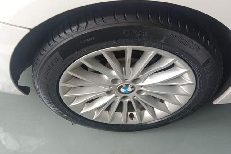 Used BMW 3 Series 2015 320Li Luxury Design Package Premium Edition Right Rear Wheel Hub