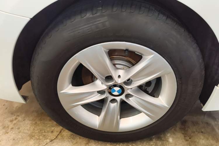 Used BMW 3 Series 2015 320i Fashion Model Right Rear Wheel Hub