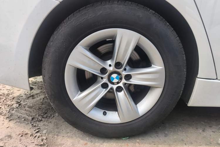 Used BMW 3 Series 2015 320i Luxury Line Stylish Edition Right Rear Wheel Hub
