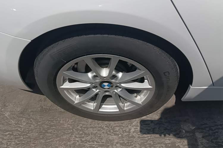 Used BMW 3 Series 2015 316i Active Edition Right Rear Wheel Hub