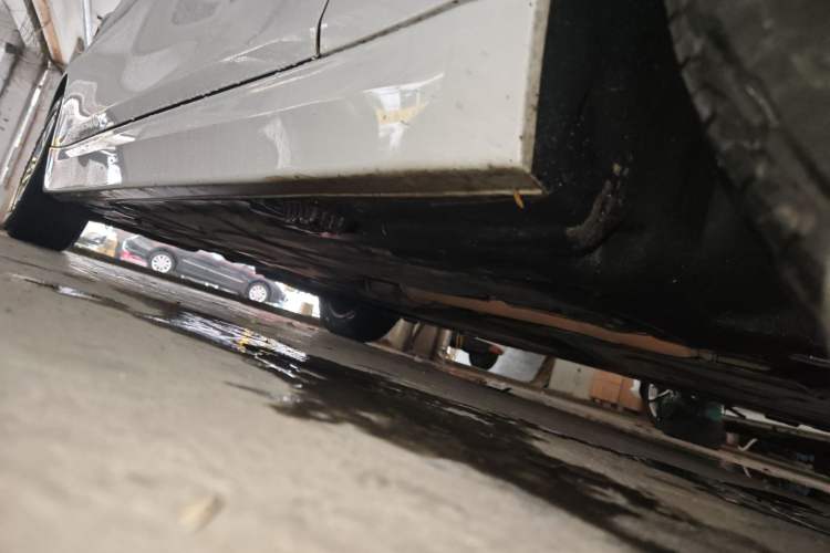 Used BMW 3 Series 2015 320Li Luxury Edition Fashion Model Right Side Sill