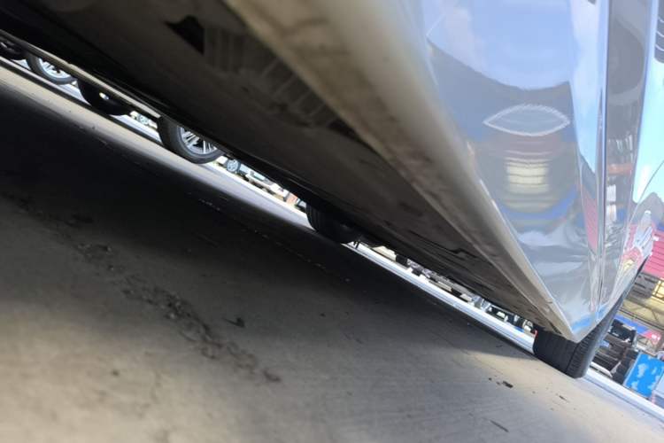 Used BMW 3 Series 2015 320Li Luxury Edition Fashion Model Right Side Sill