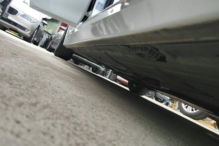 Used BMW 3 Series 2015 320Li Fashion Model Right Side Sill