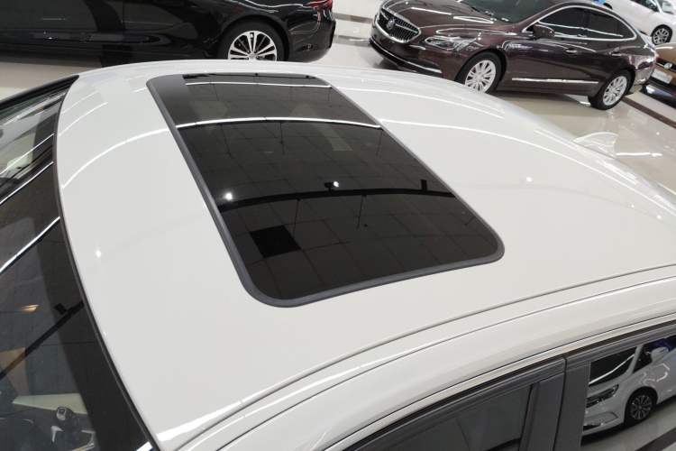 Used BMW 3 Series 2015 320Li Luxury Edition Fashion Model Roof