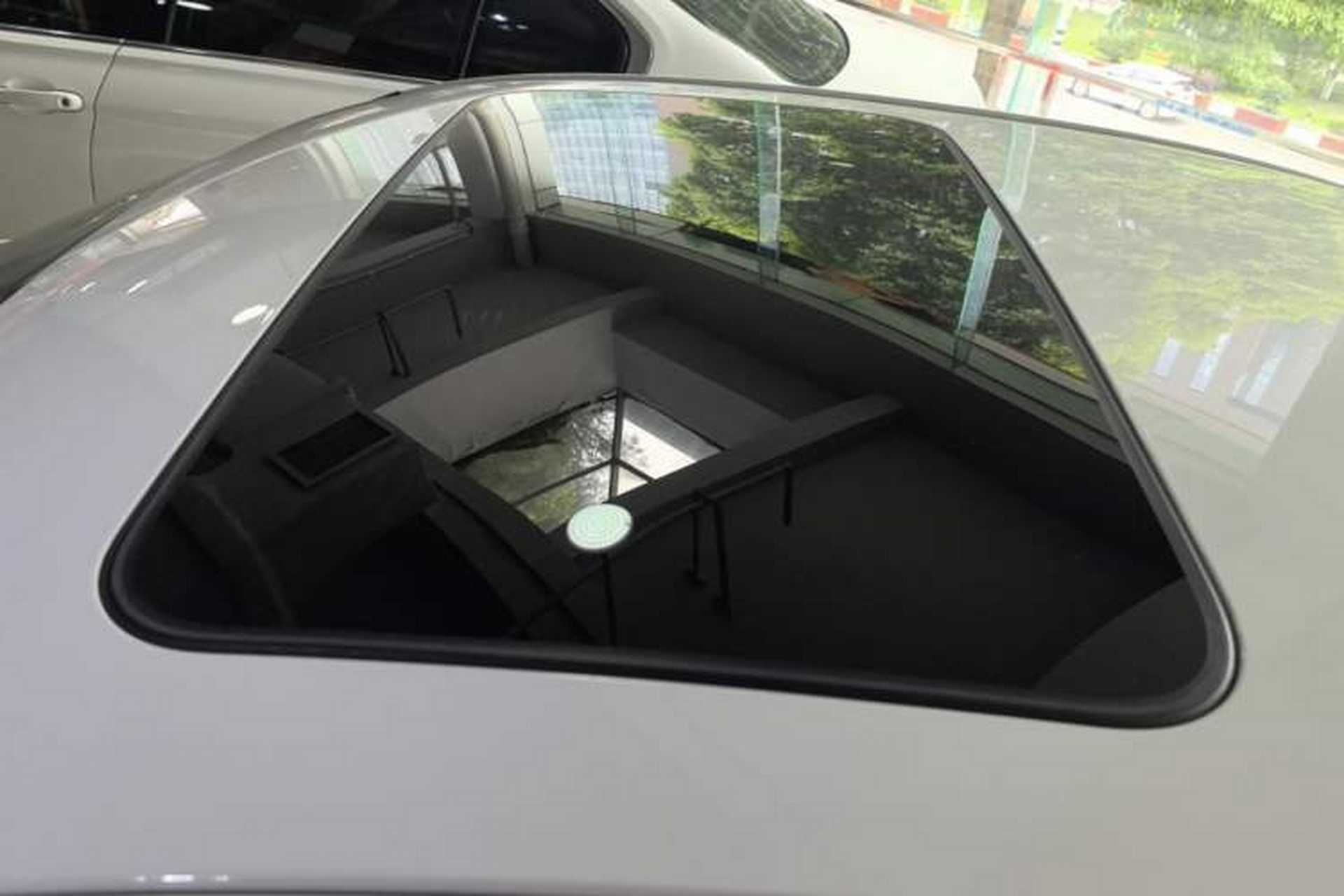 Used BMW 3 Series 2015 320i Fashion Model Roof