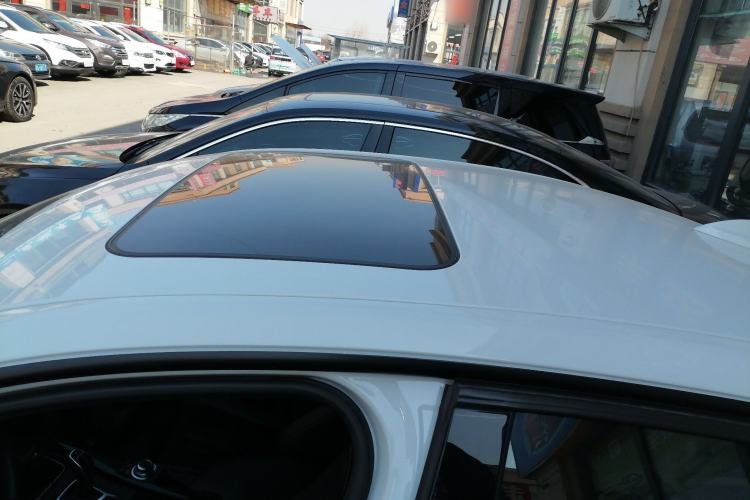 Used BMW 3 Series 2015 320i Sport Design Package Roof