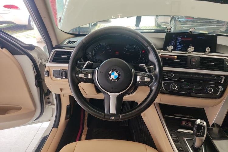 Used BMW 3 Series 2015 316Li Fashion Model Steering Wheel