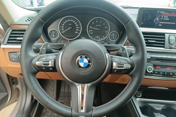 Used BMW 3 Series 2015 320Li Luxury Design Package Steering Wheel