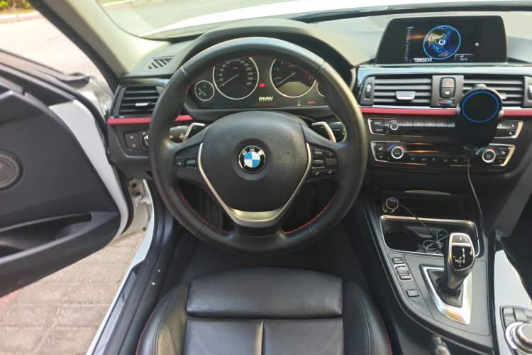 Used BMW 3 Series 2015 320i Sport Design Package Steering Wheel