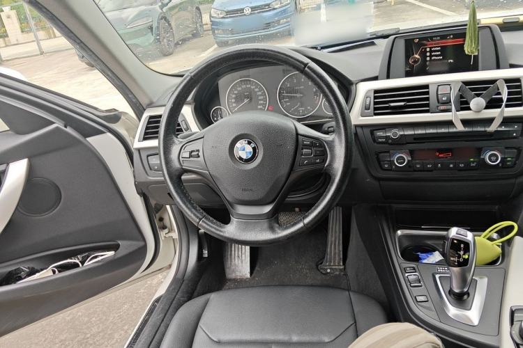 Used BMW 3 Series 2015 320Li Fashion Model Steering Wheel