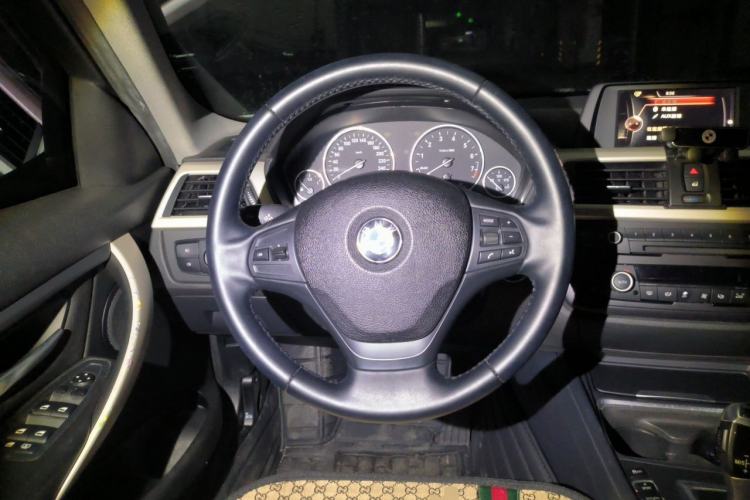 Used BMW 3 Series 2015 320Li Luxury Edition Fashion Model Steering Wheel