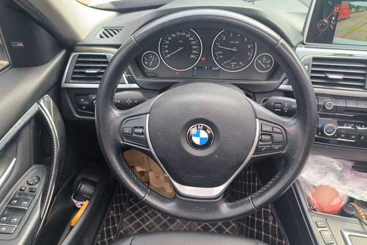 Used BMW 3 Series 2015 320Li Luxury Edition Fashion Model Steering Wheel