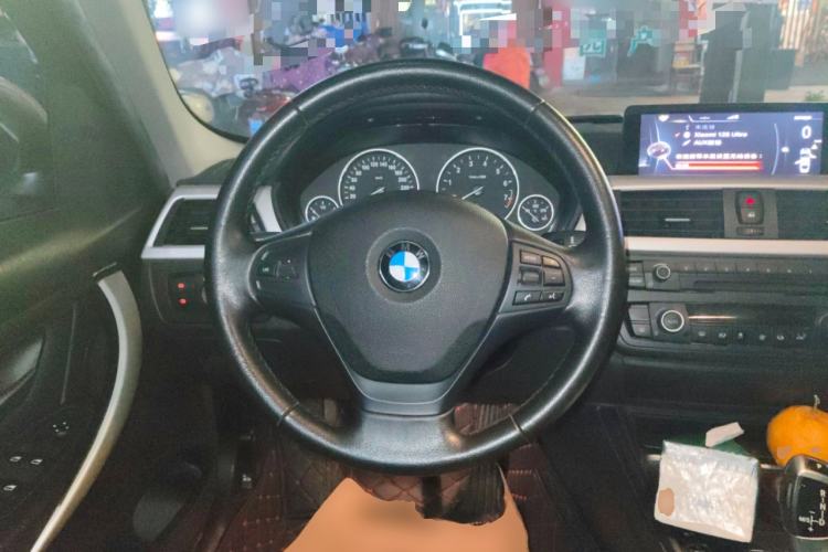 Used BMW 3 Series 2015 320Li Luxury Edition Fashion Model Steering Wheel