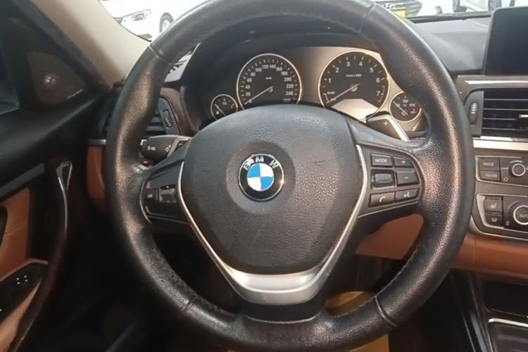 Used BMW 3 Series 2015 320Li Luxury Design Package Premium Edition Steering Wheel