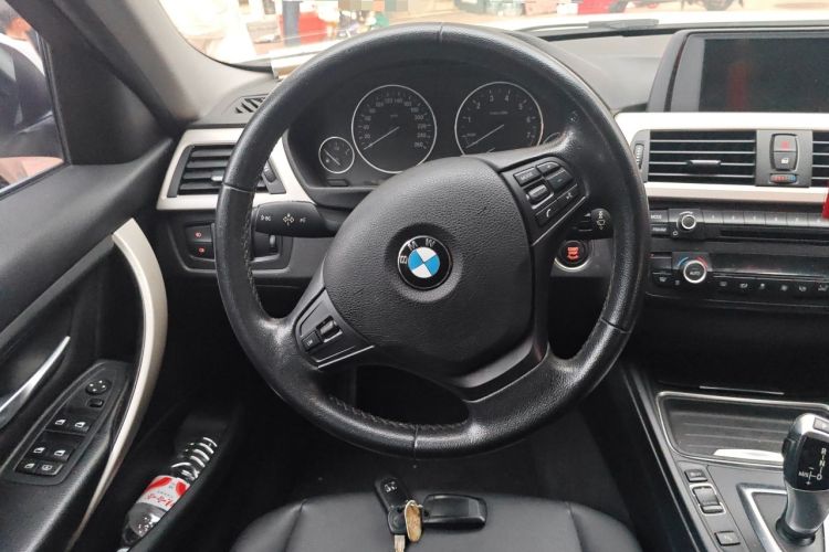 Used BMW 3 Series 2015 320Li Luxury Edition Fashion Model Steering Wheel