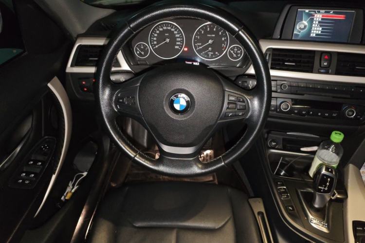 Used BMW 3 Series 2015 320Li Fashion Model Steering Wheel