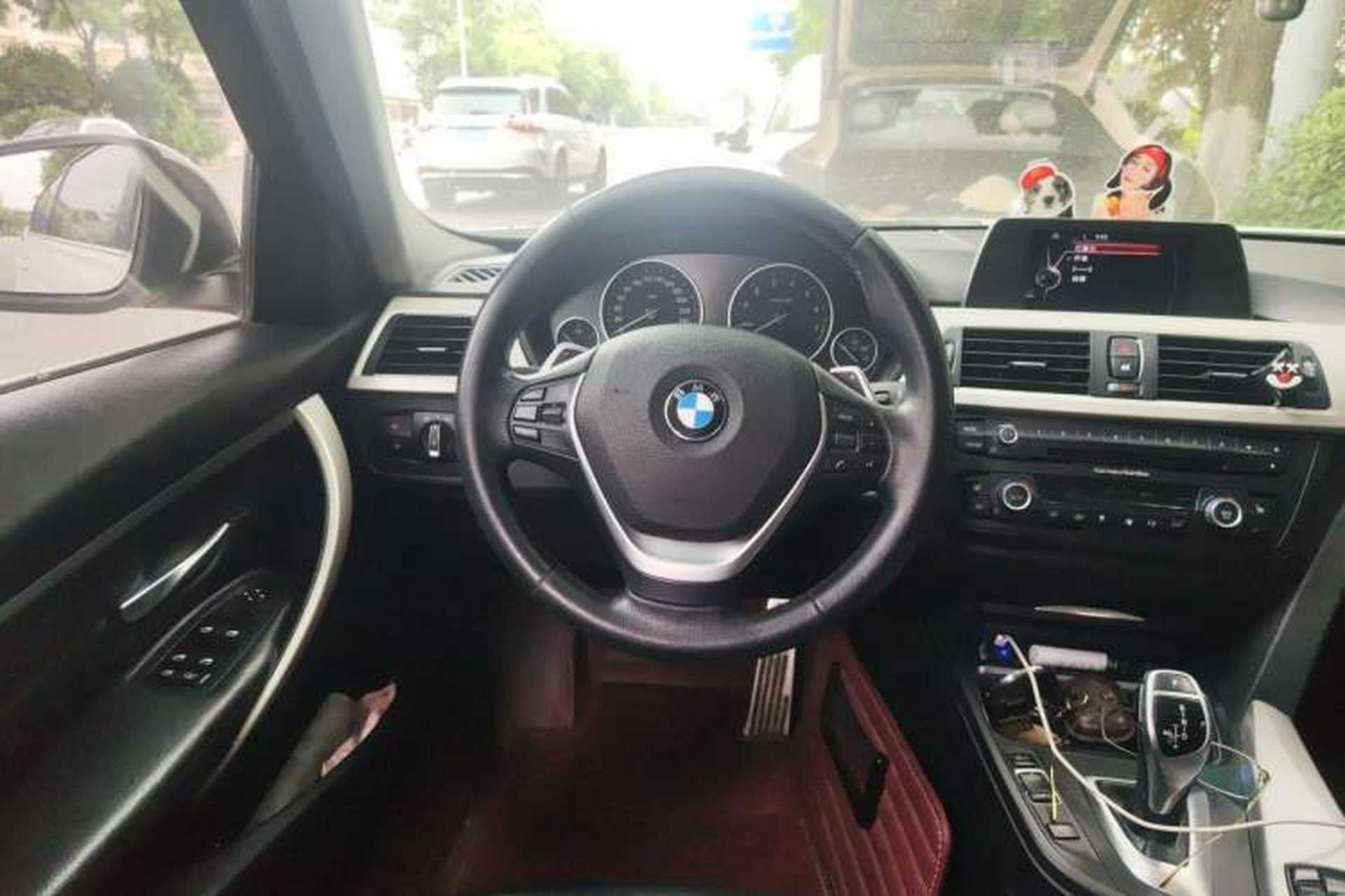 Used BMW 3 Series 2015 328Li xDrive Fashion Model Steering Wheel
