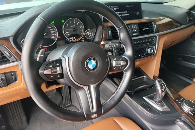 Used BMW 3 Series 2015 320Li Luxury Design Package Premium Edition Steering Wheel