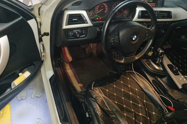 Used BMW 3 Series 2015 320Li Fashion Model Steering Wheel