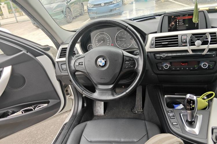 Used BMW 3 Series 2015 320Li Fashion Model Steering Wheel