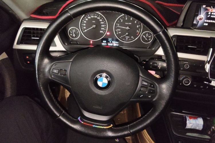 Used BMW 3 Series 2015 320Li Luxury Edition Fashion Model Steering Wheel