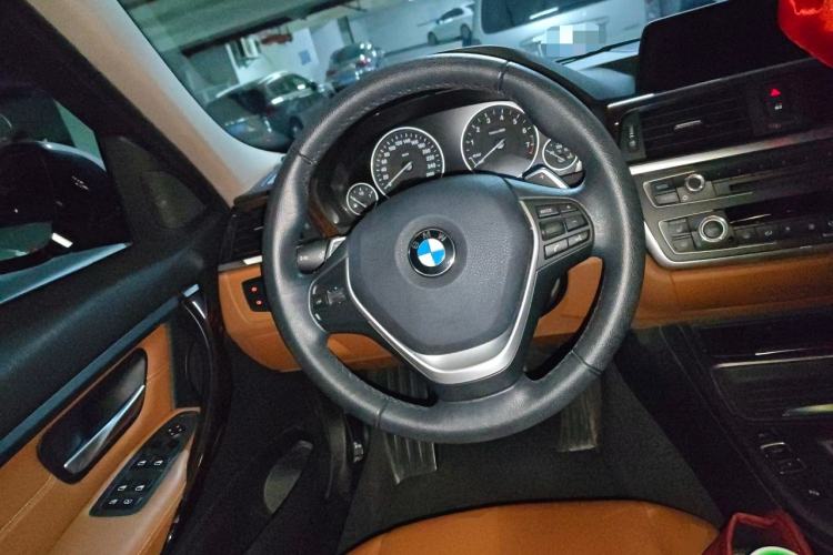 Used BMW 3 Series 2015 320Li Luxury Design Package Steering Wheel
