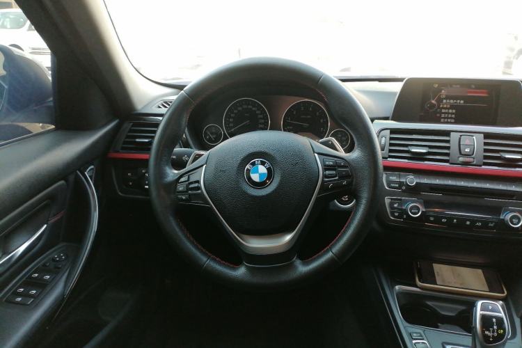 Used BMW 3 Series 2015 320i Sport Design Package Steering Wheel