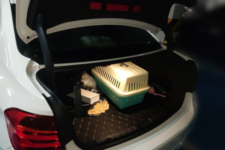 Used BMW 3 Series 2015 320Li Luxury Edition Fashion Model Trunk