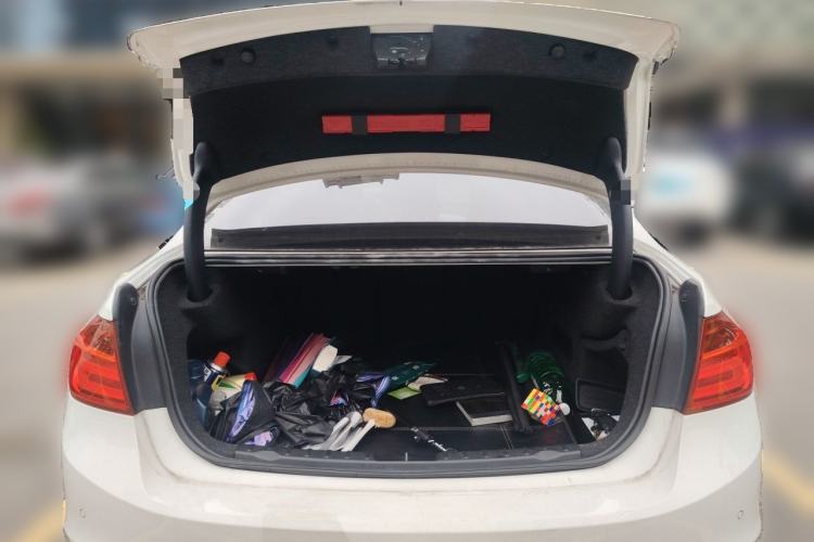Used BMW 3 Series 2015 320i Fashion Model Trunk