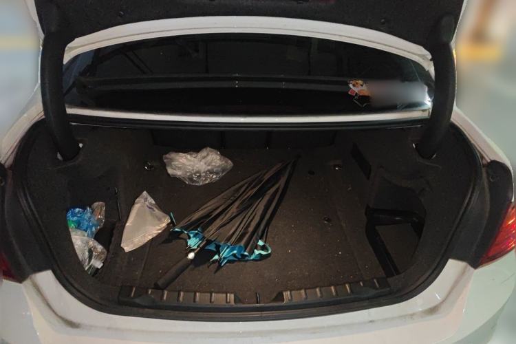 Used BMW 3 Series 2015 320Li Luxury Edition Fashion Model Trunk
