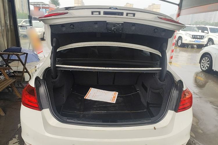 Used BMW 3 Series 2015 320Li Luxury Edition Fashion Model Trunk