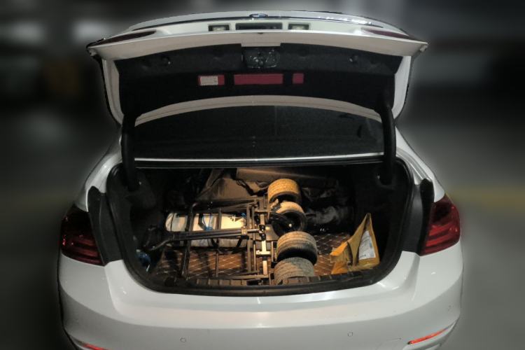 Used BMW 3 Series 2015 320Li Luxury Edition Fashion Model Trunk