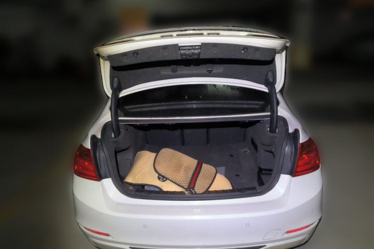 Used BMW 3 Series 2015 320Li Luxury Edition Fashion Model Trunk